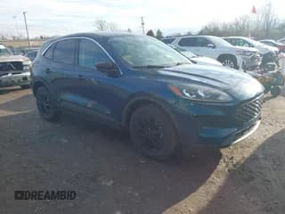✅ 2020 Ford Escape SE • VIN: 1FMCU9G6XLUA51501 • Лот: 43777573. Опубликован ранее на IAAI с пробегом 83 787 миль. Бесплатный доступ к архиву аукционных продаж из США и подробный отчёт об истории автомобиля на DreamBid. Изображение 1.