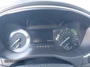 ✅ 2013 Ford Fusion SE • VIN: 3FA6P0H92DR160983 • Lot: 40765682. Wystawiony na IAAI z przebiegiem 204 247 mil. Bezpłatny archiwum sprzedaży aukcyjnych z USA i szczegółowy raport historii pojazdu na DreamBid. Zdjęcie 7.