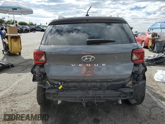 ✅ 2023 Hyundai Venue SEL • VIN: KMHRC8A31PU221871 • Лот: 83877145. Опубликован ранее на Copart с пробегом Не указан. Бесплатный доступ к архиву аукционных продаж из США и подробный отчёт об истории автомобиля на DreamBid. Изображение 6.