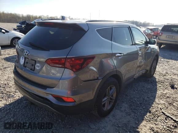 ✅ 2017 Hyundai Santa Fe 2.4L • VIN: 5NMZUDLB3HH023333 • Lot: 44595083. Wystawiony na Copart z przebiegiem 80 385 mil mil. Skorzystaj z bezpłatnego archiwum sprzedaży aukcyjnych z USA i zobacz szczegółowy raport historii pojazdu na DreamBid. Zdjęcie 3.