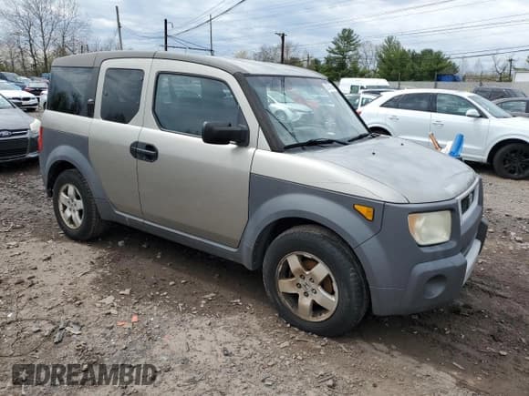 ✅ 2003 Honda Element EX • VIN: 5J6YH28573L053119 • Lot: 52763965. Listed on Copart with 231,222 mi. Free auction sales archive from the USA and detailed vehicle history report at DreamBid. Image 4.