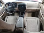 ✅ 1997 Ford Explorer XLT • VIN: 1FMDU35P6VUC58385 • Lot: 65757615. Wystawiony na Copart z przebiegiem 226 351 mil. Bezpłatny archiwum sprzedaży aukcyjnych z USA i szczegółowy raport historii pojazdu na DreamBid. Zdjęcie 8.