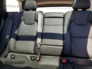 ✅ 2021 Volvo XC60 Momentum • VIN: YV4102DK9M1863047 • Lot: 61468365. Listed on Copart with 36,555 mi. Free auction sales archive from the USA and detailed vehicle history report at DreamBid. Image 10.