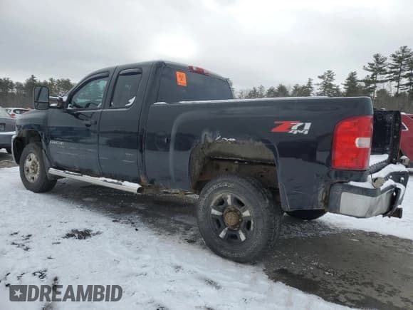 ✅ 2009 Chevrolet Silverado 2500HD LT • VIN: 1GCHK59619E146246 • Лот: 46731405. Опубликован ранее на Copart с пробегом Не указан. Бесплатный доступ к архиву аукционных продаж из США и подробный отчёт об истории автомобиля на DreamBid. Изображение 2.