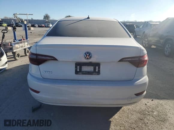 ✅ 2019 Volkswagen Jetta S • VIN: 3VWC57BU2KM153712 • Лот: 90866175. Опубликован ранее на Copart с пробегом 53 693 миль. Бесплатный доступ к архиву аукционных продаж из США и подробный отчёт об истории автомобиля на DreamBid. Изображение 6.