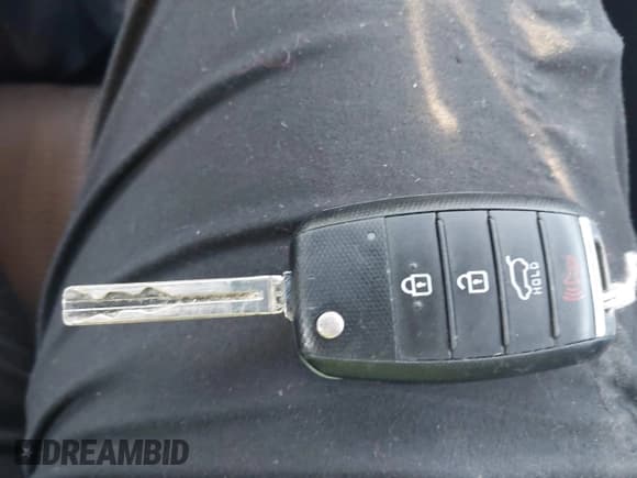 ✅ 2019 Kia Sportage LX • VIN: KNDPM3AC0K7567865 • Лот: 43300035. Опубликован ранее на IAAI с пробегом 167 050 миль. Бесплатный доступ к архиву аукционных продаж из США и подробный отчёт об истории автомобиля на DreamBid. Изображение 11.