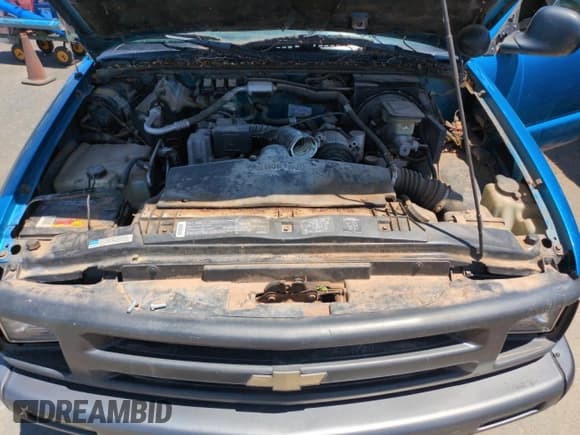 ✅ 1995 Chevrolet S-10 • VIN: 1GCCS1441S8179812 • Лот: 57611025. Опубликован ранее на Copart с пробегом 155 726 миль. Бесплатный доступ к архиву аукционных продаж из США и подробный отчёт об истории автомобиля на DreamBid. Изображение 11.