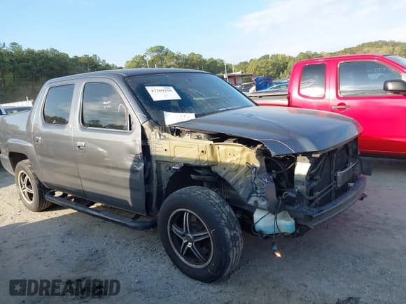 ✅ 2013 Honda Ridgeline RTS • VIN: 5FPYK1F41DB005588 • Лот: 43369150. Опубликован ранее на IAAI с пробегом 220 386 миль. Бесплатный доступ к архиву аукционных продаж из США и подробный отчёт об истории автомобиля на DreamBid. Изображение 13.