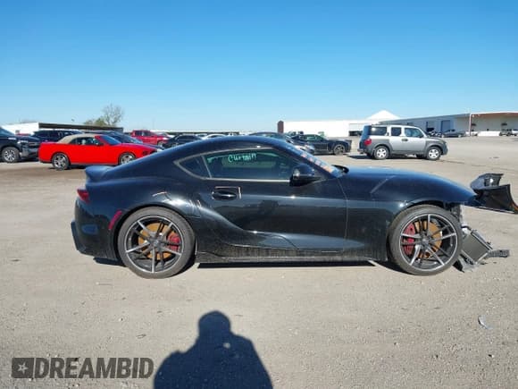 ✅ 2020 Toyota Supra 3.0 • VIN: WZ1DB4C04LW025520 • Lot: 41253696. Listed on IAAI with 18,978 mi. Free auction sales archive from the USA and detailed vehicle history report at DreamBid. Image 14.
