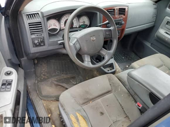 2005 Dodge Dakota SLT with VIN 1D7HW42N45S226092, listed as a Copart auction lot 70925024 with 173,041 mi miles and Clean title. Bid and sale history available at DreamBid. Image 8.