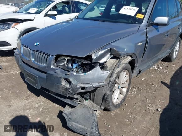 ✅ 2005 BMW X3 3.0i • VIN: WBXPA93455WD12002 • Лот: 43340726. Опубликован ранее на IAAI с пробегом 119 403 миль. Бесплатный доступ к архиву аукционных продаж из США и подробный отчёт об истории автомобиля на DreamBid. Изображение 6.