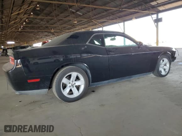 ✅ 2013 Dodge Challenger SXT • VIN: 2C3CDYAG2DH620026 • Lot: 42370555. Wystawiony na Copart z przebiegiem 117 987 mil. Bezpłatny archiwum sprzedaży aukcyjnych z USA i szczegółowy raport historii pojazdu na DreamBid. Zdjęcie 3.