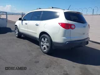 ✅ 2011 Chevrolet Traverse LTZ • VIN: 1GNKRLED1BJ165068 • Lot: 43274496. Wystawiony na IAAI z przebiegiem 112 729 mil. Bezpłatny archiwum sprzedaży aukcyjnych z USA i szczegółowy raport historii pojazdu na DreamBid. Zdjęcie 3.