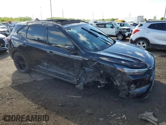 ✅ 2024 Ford Escape ST-Line Elite • VIN: 1FMCU9PA8RUA76054 • Лот: 58326975. Опубликован ранее на Copart с пробегом 18 670 миль. Бесплатный доступ к архиву аукционных продаж из США и подробный отчёт об истории автомобиля на DreamBid. Изображение 4.