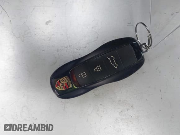 ✅ 2017 Porsche Cayenne S • VIN: WP1AB2A2XHLA51668 • Lot: 42347854. Listed on IAAI with 85,227 mi. Free auction sales archive from the USA and detailed vehicle history report at DreamBid. Image 11.