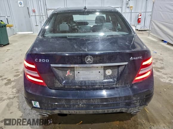 ✅ 2014 Mercedes-Benz C 300 Sport • VIN: WDDGF8AB6EA946638 • Lot: 96119055. Wystawiony na Copart z przebiegiem 183 177 mil. Bezpłatny archiwum sprzedaży aukcyjnych z USA i szczegółowy raport historii pojazdu na DreamBid. Zdjęcie 6.