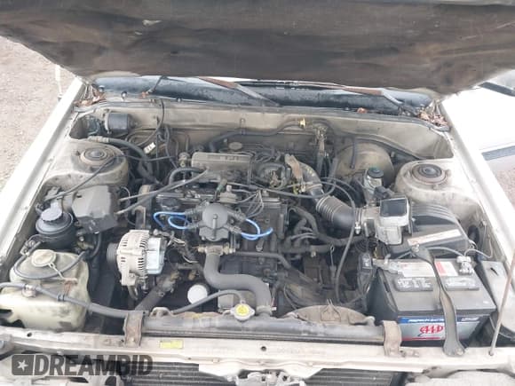 ✅ 1985 Toyota Camry LE • VIN: JT2SV16E9F0351378 • Lot: 42194705. Wystawiony na IAAI z przebiegiem 192 476 mil. Bezpłatny archiwum sprzedaży aukcyjnych z USA i szczegółowy raport historii pojazdu na DreamBid. Zdjęcie 10.