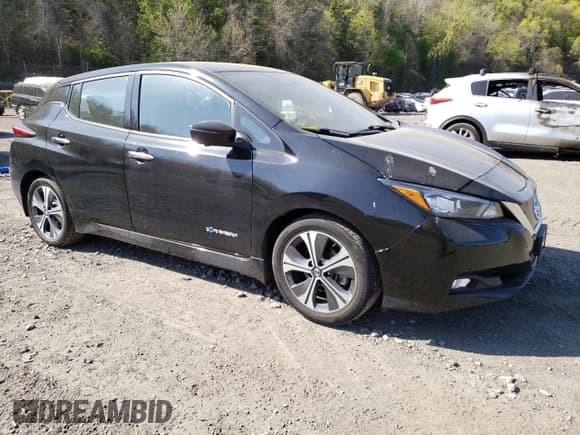 ✅ 2018 Nissan LEAF SL • VIN: 1N4AZ1CP9JC303907 • Lot: 49109413. Wystawiony na Copart z przebiegiem 79 462 mil. Bezpłatny archiwum sprzedaży aukcyjnych z USA i szczegółowy raport historii pojazdu na DreamBid. Zdjęcie 4.