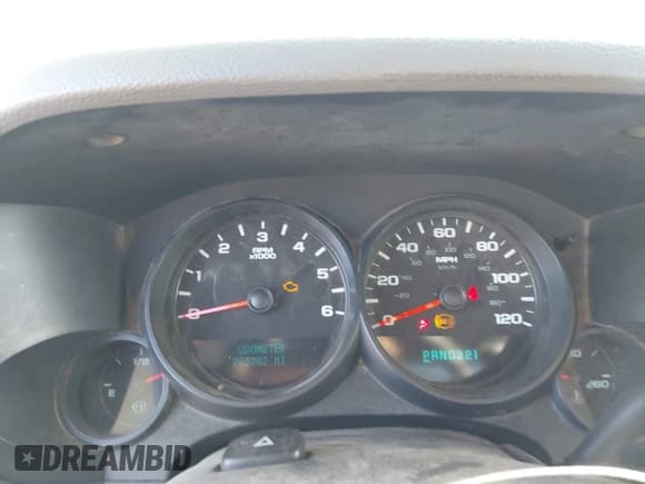 ✅ 2008 Chevrolet Silverado 1500 Work Truck • VIN: 1GCEC14X38Z119484 • Lot: 43679570. Listed on IAAI with 282,782 mi. Free auction sales archive from the USA and detailed vehicle history report at DreamBid. Image 7.