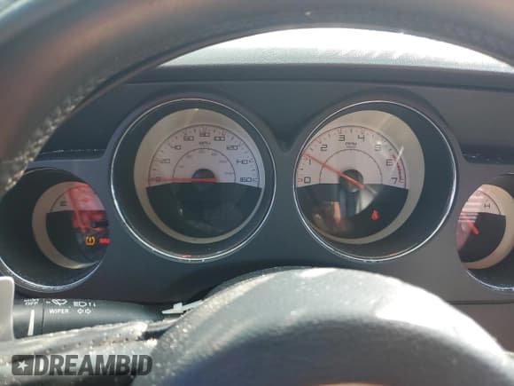 ✅ 2014 Dodge Challenger Shaker • VIN: 2C3CDYBT2EH231514 • Lot: 70778074. Wystawiony na Copart z przebiegiem 201 131 mil. Bezpłatny archiwum sprzedaży aukcyjnych z USA i szczegółowy raport historii pojazdu na DreamBid. Zdjęcie 9.