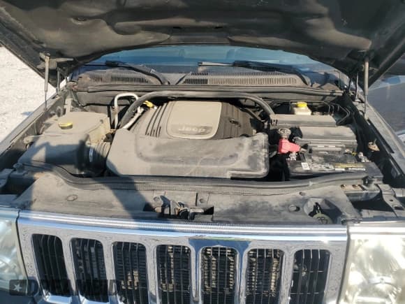 ✅ 2007 Jeep Commander Limited • VIN: 1J8HG58267C529343 • Lot: 71920285. Wystawiony na Copart z przebiegiem 182 193 mil. Bezpłatny archiwum sprzedaży aukcyjnych z USA i szczegółowy raport historii pojazdu na DreamBid. Zdjęcie 12.