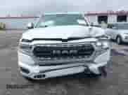 2019 Ram 1500 Limited z VIN 1C6SRFPT3KN774290, wystawiony jako IAAI lot #42413133 z przebiegiem 72 324 mil mil oraz . Historia ofert i sprzedaży dostępna na DreamBid. Obrazek 6.