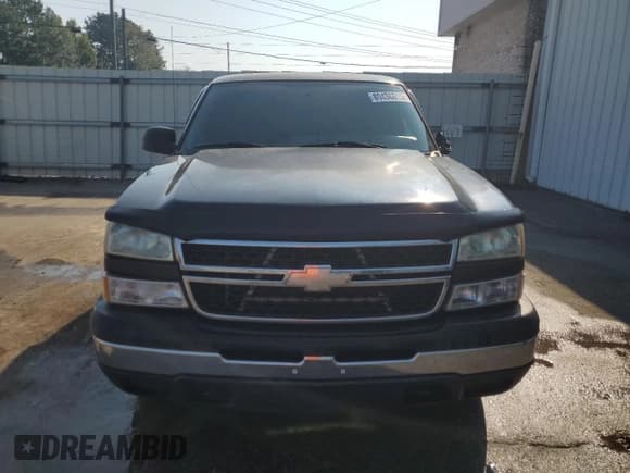 ✅ 2006 Chevrolet Silverado 1500 LS • VIN: 1GCEC19X06Z116340 • Lot: 80438815. Listed on Copart with 182,883 mi. Free auction sales archive from the USA and detailed vehicle history report at DreamBid. Image 5.