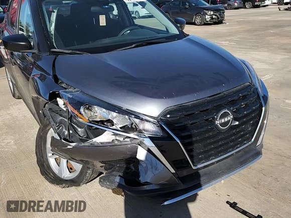 ✅ 2022 Nissan Kicks S • VIN: 3N1CP5BV7NL479416 • Lot: 90402365. Wystawiony na Copart z przebiegiem 64 207 mil. Bezpłatny archiwum sprzedaży aukcyjnych z USA i szczegółowy raport historii pojazdu na DreamBid. Zdjęcie 14.