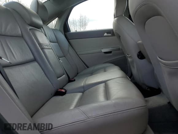 ✅ 2004 Volvo S40 • VIN: YV1MS682142024848 • Lot: 46472465. Listed on Copart with 205,039 mi. Free auction sales archive from the USA and detailed vehicle history report at DreamBid. Image 10.