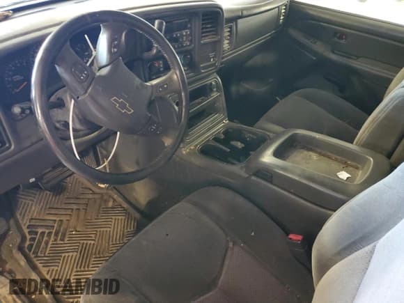 ✅ 2004 Chevrolet Silverado 1500 Z71 • VIN: 2GCEK19T541108630 • Лот: 73561804. Опубликован ранее на Copart с пробегом Не указан. Бесплатный доступ к архиву аукционных продаж из США и подробный отчёт об истории автомобиля на DreamBid. Изображение 8.