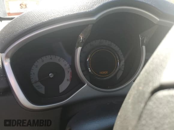 ✅ 2011 Cadillac SRX Performance Collection • VIN: 3GYFNEEY9BS511705 • Lot: 81994375. Wystawiony na Copart z przebiegiem 142 820 mil. Bezpłatny archiwum sprzedaży aukcyjnych z USA i szczegółowy raport historii pojazdu na DreamBid. Zdjęcie 9.