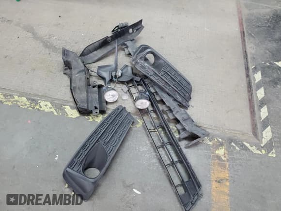 ✅ 2020 Subaru Impreza Premium • VIN: 4S3GKAV62L3604213 • Lot: 70647495. Listed on Copart with 85,184 mi. Free auction sales archive from the USA and detailed vehicle history report at DreamBid. Image 12.