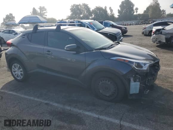 ✅ 2019 Toyota C-HR XLE • VIN: JTNKHMBX7K1024792 • Lot: 90110695. Wystawiony na Copart z przebiegiem 132 316 mil. Bezpłatny archiwum sprzedaży aukcyjnych z USA i szczegółowy raport historii pojazdu na DreamBid. Zdjęcie 4.