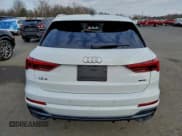 ✅ 2020 Audi Q3 S line Premium • VIN: WA1DECF35L1054165 • Lot: 95489755. Wystawiony na Copart z przebiegiem 49 966 mil. Bezpłatny archiwum sprzedaży aukcyjnych z USA i szczegółowy raport historii pojazdu na DreamBid. Zdjęcie 6.