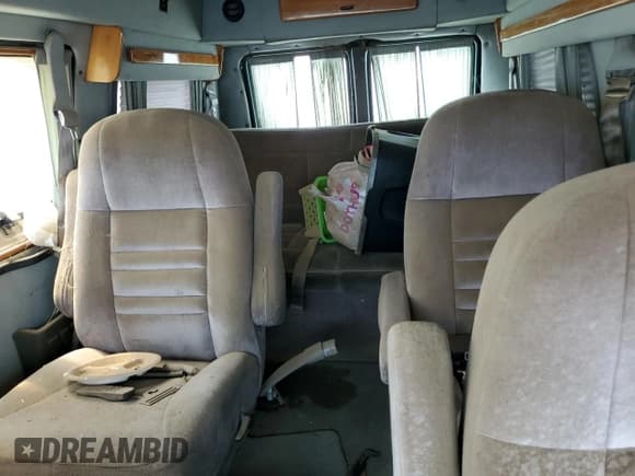 ✅ 1996 Dodge Cargo • VIN: 2B6HB21X8TK121094 • Lot: 70969694. Listed on Copart with 110,837 mi. Free auction sales archive from the USA and detailed vehicle history report at DreamBid. Image 10.