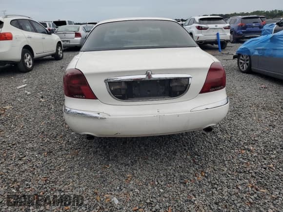 ✅ 2001 Lincoln Continental • VIN: 1LNHM97V51Y648543 • Lot: 91767655. Listed on Copart with 212,181 mi. Free auction sales archive from the USA and detailed vehicle history report at DreamBid. Image 6.