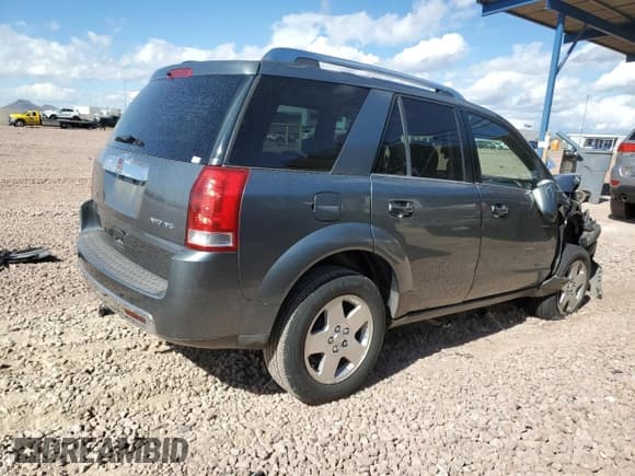✅ 2006 Saturn VUE • VIN: 5GZCZ63416S900924 • Lot: 45570595. Wystawiony na Copart z przebiegiem 197 319 mil. Bezpłatny archiwum sprzedaży aukcyjnych z USA i szczegółowy raport historii pojazdu na DreamBid. Zdjęcie 3.