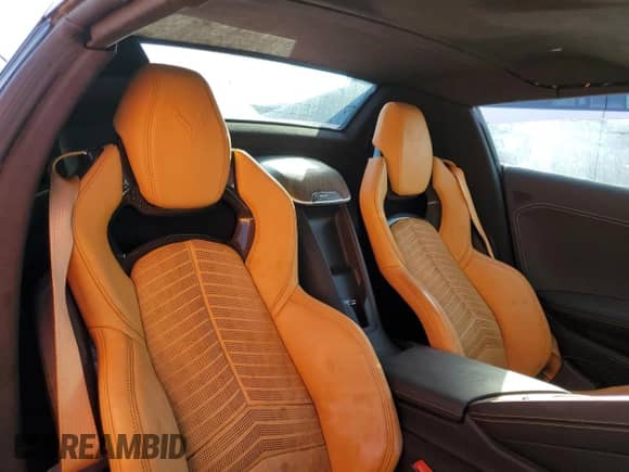 2022 Chevrolet Corvette 3LT с VIN 1G1YC3D49N5113621, выставлен на аукционе Copart как лот 74727464 с пробегом Не указан миль и На запчасти • Non repairable. История ставок и продаж доступна на DreamBid. Изображение 10.