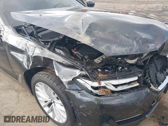 ✅ 2021 BMW 5 Series 540i xDrive • VIN: WBA73BJ02MWX30802 • Lot: 41195593. Listed on IAAI with 42,401 mi. Free auction sales archive from the USA and detailed vehicle history report at DreamBid. Image 6.