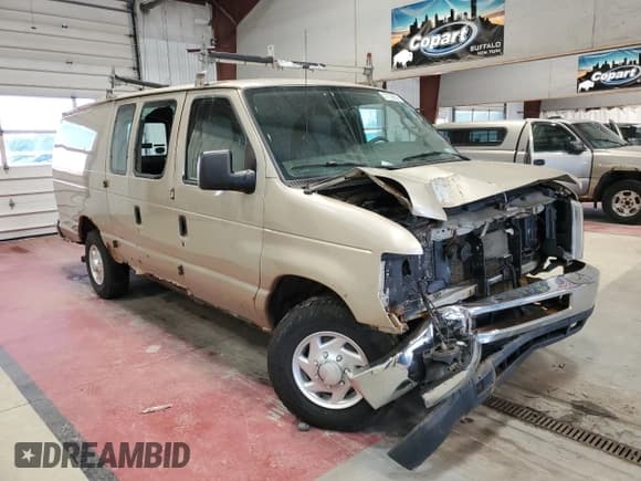 ✅ 2013 Ford Econoline Cargo Commercial • VIN: 1FTSS3EL5DDA33484 • Lot: 57722635. Wystawiony na Copart z przebiegiem 297 943 mil. Bezpłatny archiwum sprzedaży aukcyjnych z USA i szczegółowy raport historii pojazdu na DreamBid. Zdjęcie 4.