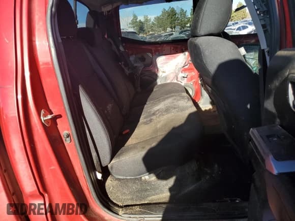 ✅ 2017 Toyota Tacoma SR5 • VIN: 5TFCZ5AN3HX066099 • Lot: 80583815. Listed on Copart with 192,254 mi. Free auction sales archive from the USA and detailed vehicle history report at DreamBid. Image 10.