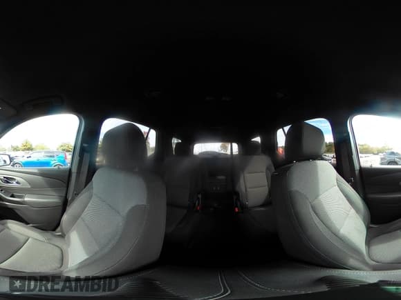 ✅ 2023 Chevrolet Traverse LT Cloth • VIN: 1GNERGKW0PJ104926 • Lot: 43464850. Wystawiony na IAAI z przebiegiem 27 566 mil. Bezpłatny archiwum sprzedaży aukcyjnych z USA i szczegółowy raport historii pojazdu na DreamBid. Zdjęcie 20.