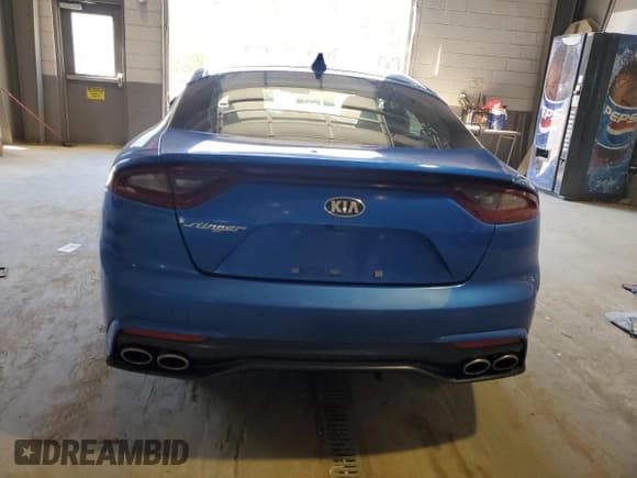 ✅ 2019 Kia Stinger • VIN: KNAE15LA2K6051145 • Lot: 56882864. Wystawiony na Copart z przebiegiem 70 295 mil. Bezpłatny archiwum sprzedaży aukcyjnych z USA i szczegółowy raport historii pojazdu na DreamBid. Zdjęcie 6.