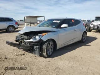 ✅ 2016 Hyundai Veloster • VIN: KMHTC6AD2GU289647 • Lot: 82610214. Wystawiony na Copart z przebiegiem 98 987 mil. Bezpłatny archiwum sprzedaży aukcyjnych z USA i szczegółowy raport historii pojazdu na DreamBid. Zdjęcie 1.