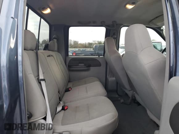 ✅ 2005 Ford F-250 XL • VIN: 1FTSW21Y55EA83958 • Lot: 92603455. Listed on Copart with 142,622 mi. Free auction sales archive from the USA and detailed vehicle history report at DreamBid. Image 10.