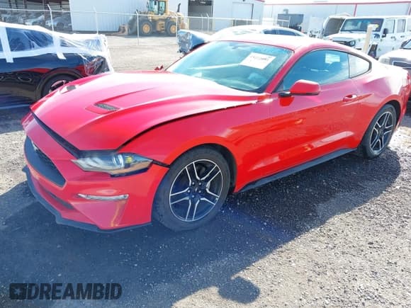 ✅ 2018 Ford Mustang EcoBoost • VIN: 1FA6P8TH7J5115663 • Lot: 43771081. Wystawiony na IAAI z przebiegiem 66 685 mil. Bezpłatny archiwum sprzedaży aukcyjnych z USA i szczegółowy raport historii pojazdu na DreamBid. Zdjęcie 2.