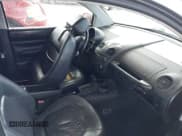 ✅ 2003 Volkswagen Beetle GLX • VIN: 3VWDD21C03M412640 • Лот: 42398718. Опубликован ранее на IAAI с пробегом 118 470 миль. Бесплатный доступ к архиву аукционных продаж из США и подробный отчёт об истории автомобиля на DreamBid. Изображение 5.