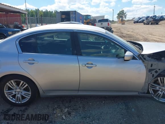 ✅ 2010 Infiniti G37 Journey • VIN: JN1CV6AP4AM404302 • Лот: 43063590. Опубликован ранее на IAAI с пробегом 332 918 миль. Бесплатный доступ к архиву аукционных продаж из США и подробный отчёт об истории автомобиля на DreamBid. Изображение 14.