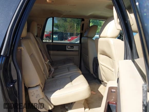 ✅ 2013 Ford Expedition Max XLT • VIN: 1FMJK1J58DEF36892 • Лот: 43323402. Опубликован ранее на IAAI с пробегом 231 433 миль. Бесплатный доступ к архиву аукционных продаж из США и подробный отчёт об истории автомобиля на DreamBid. Изображение 8.