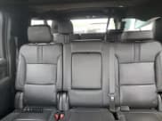 ✅ 2023 Chevrolet Suburban RST • VIN: 1GNSCEKDXPR125193 • Lot: 55652135. Wystawiony na Copart z przebiegiem 131 706 mil. Bezpłatny archiwum sprzedaży aukcyjnych z USA i szczegółowy raport historii pojazdu na DreamBid. Zdjęcie 10.